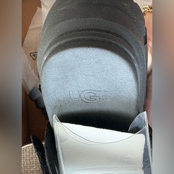 UGG Ashton Black Platform Slide Sandals Size 9 Women’s Chunky Criss Cross Strap - Picture 7 of 16